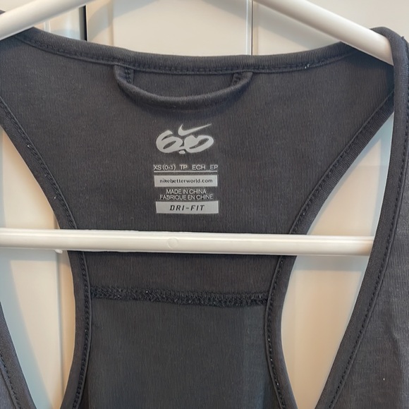 Nike 6.0 Dri-Fit Tank - Picture 2 of 2